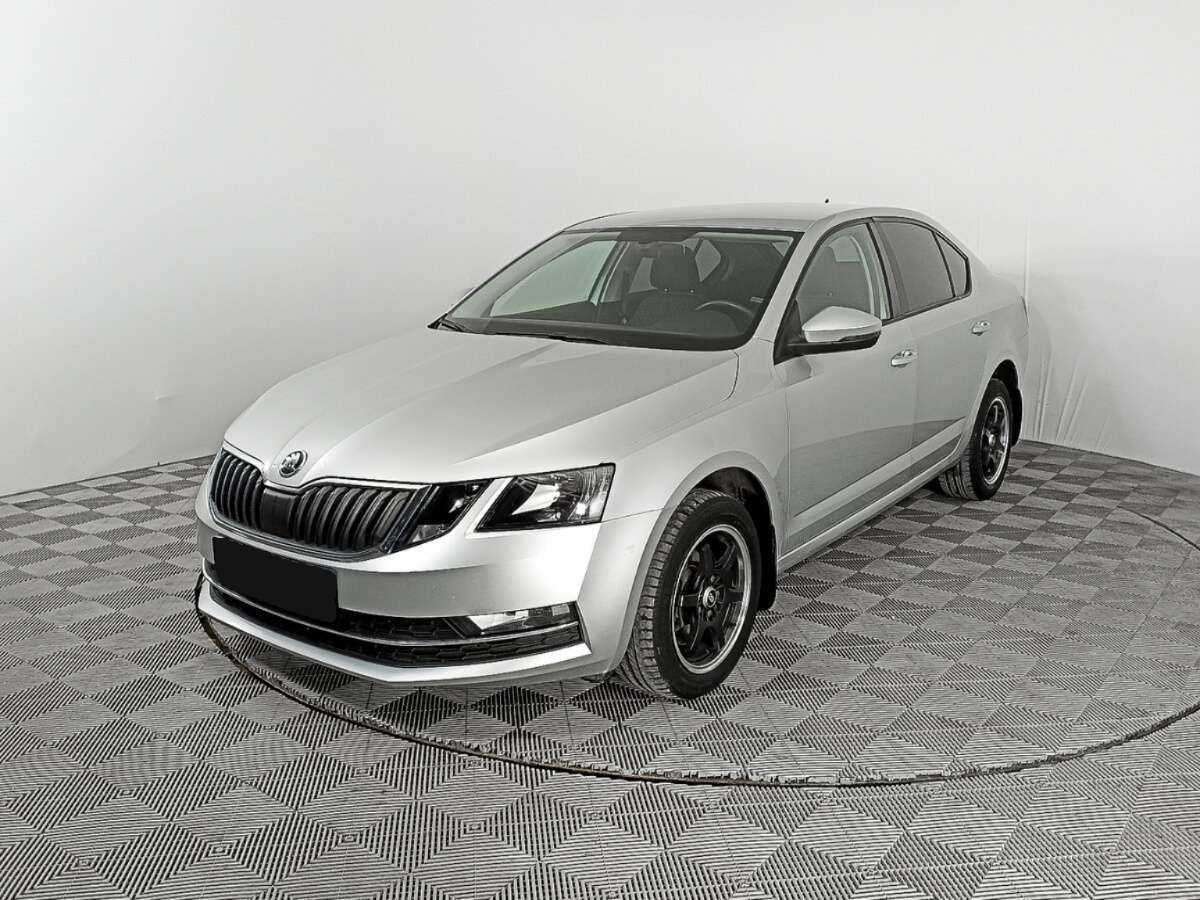 Skoda Octavia 2018 года с пробегом. Посмотреть фото