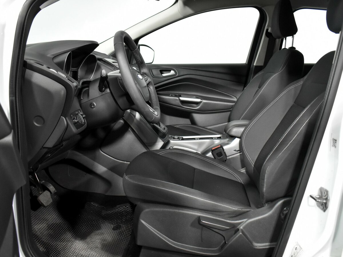 Ford Kuga 2019 года с пробегом. Фото: #8