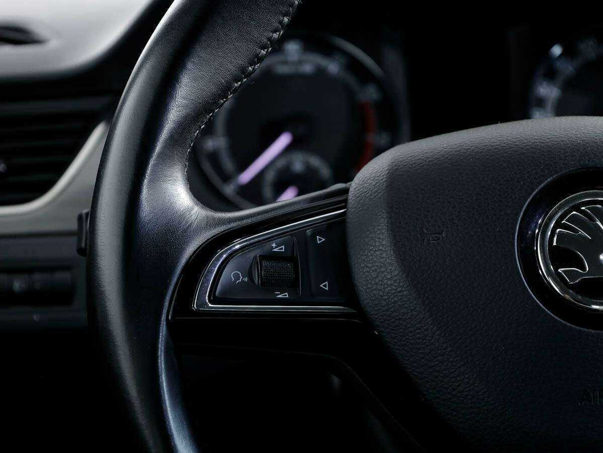 Skoda Rapid 2017 года с пробегом. Фото: #18