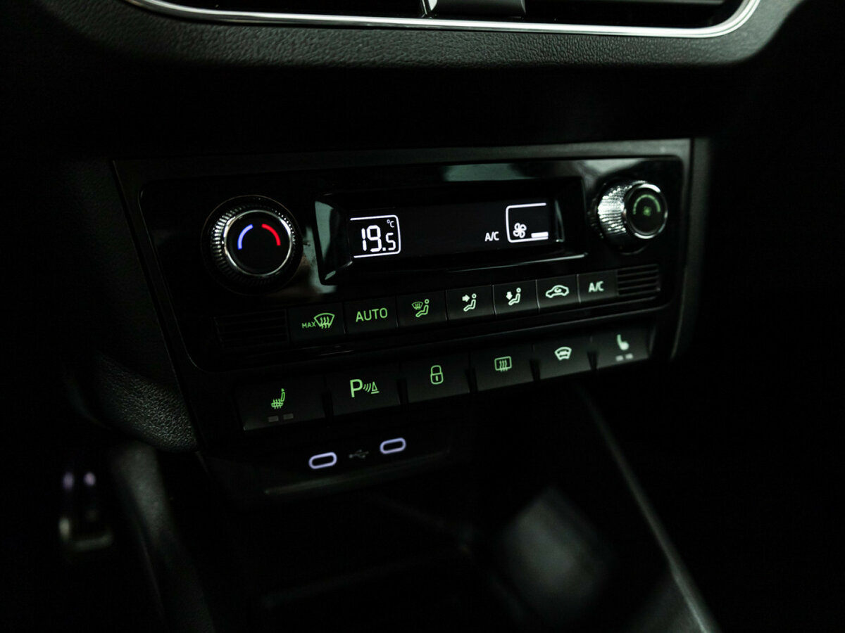 Skoda Rapid 2021 года с пробегом. Фото: #16