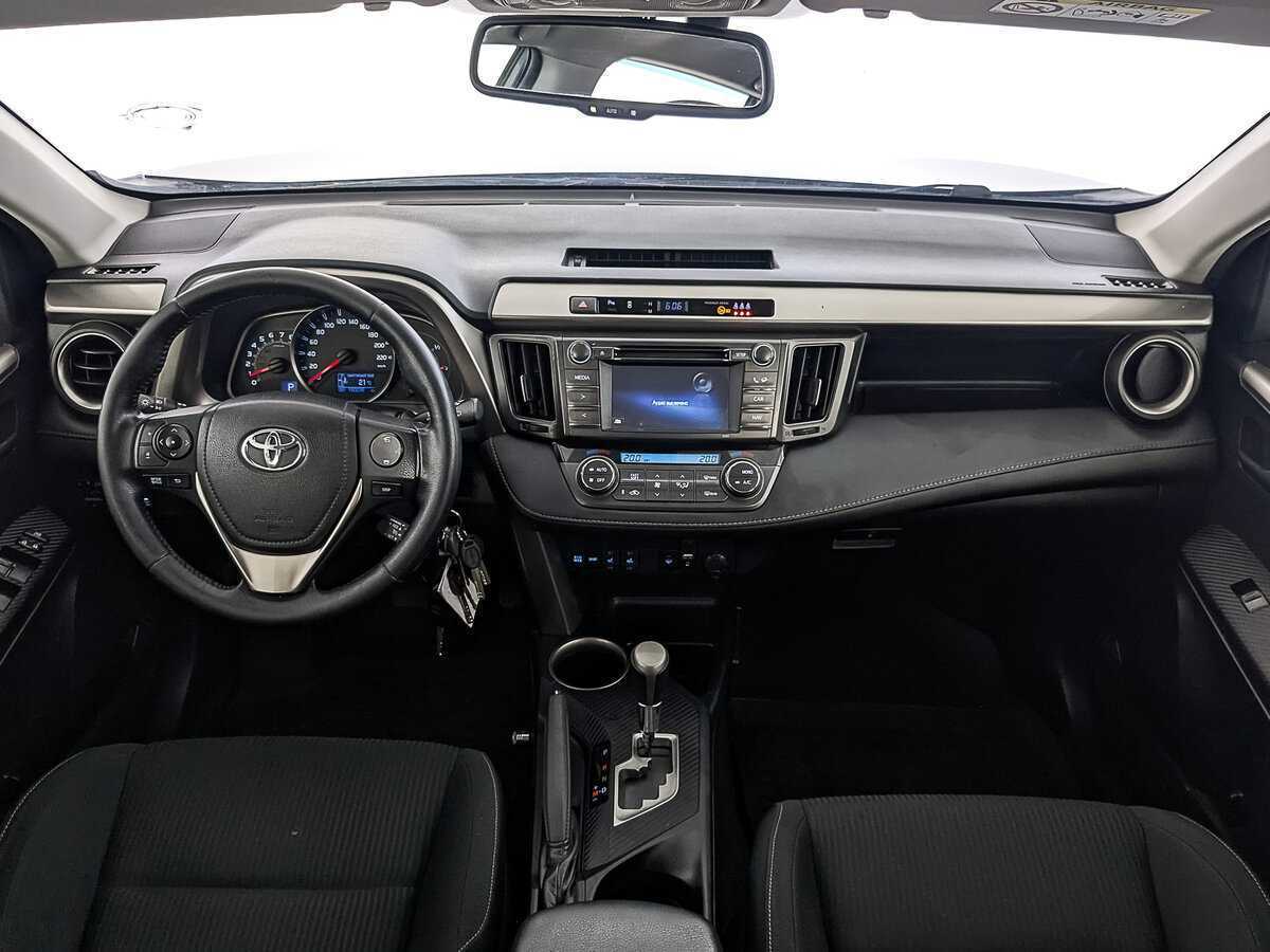 Toyota RAV4 2014 года с пробегом. Фото: #13