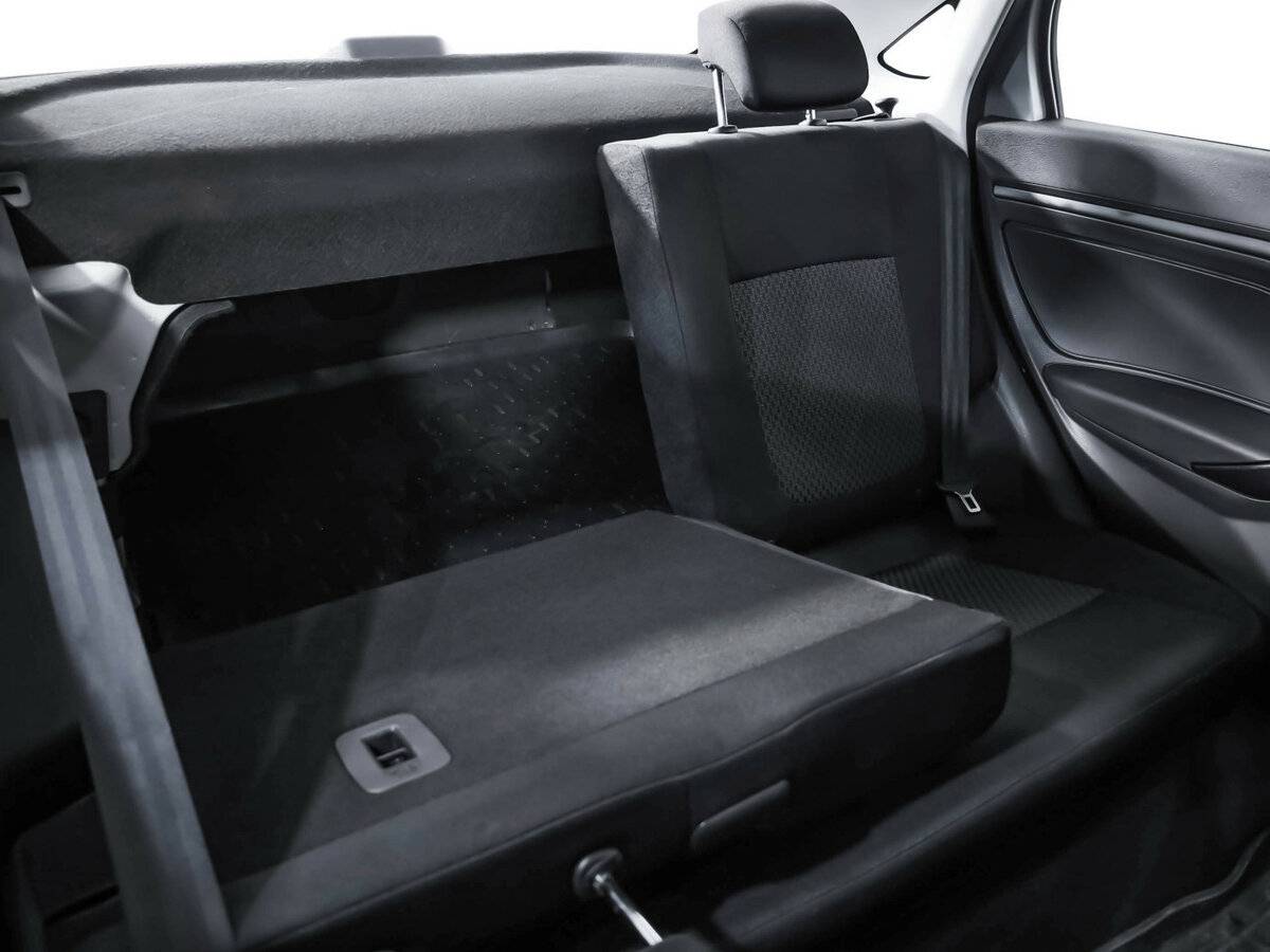 Lada (ВАЗ) Vesta 2018 года с пробегом. Фото: #19