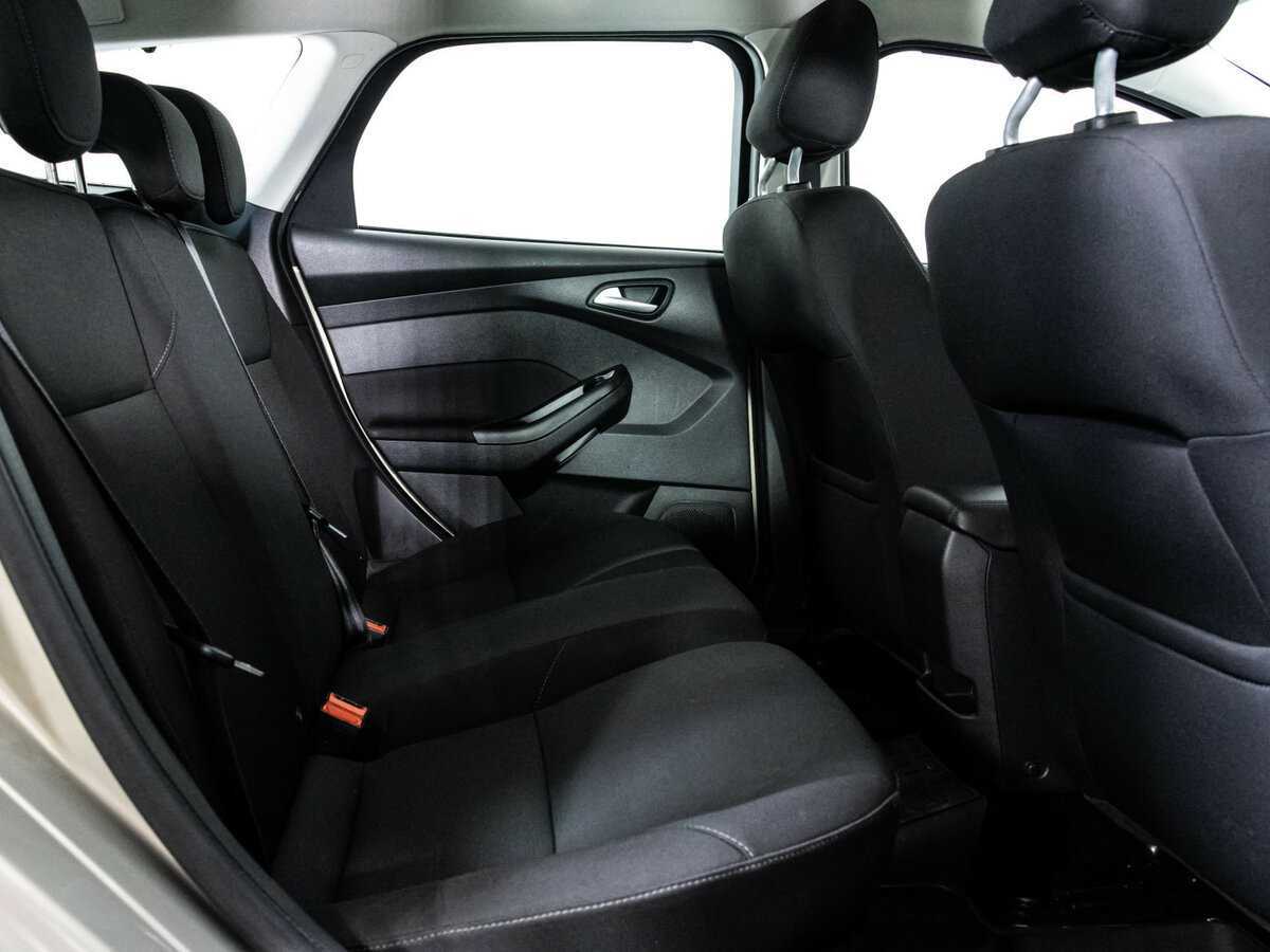Ford Focus 2017 года с пробегом. Фото: #12