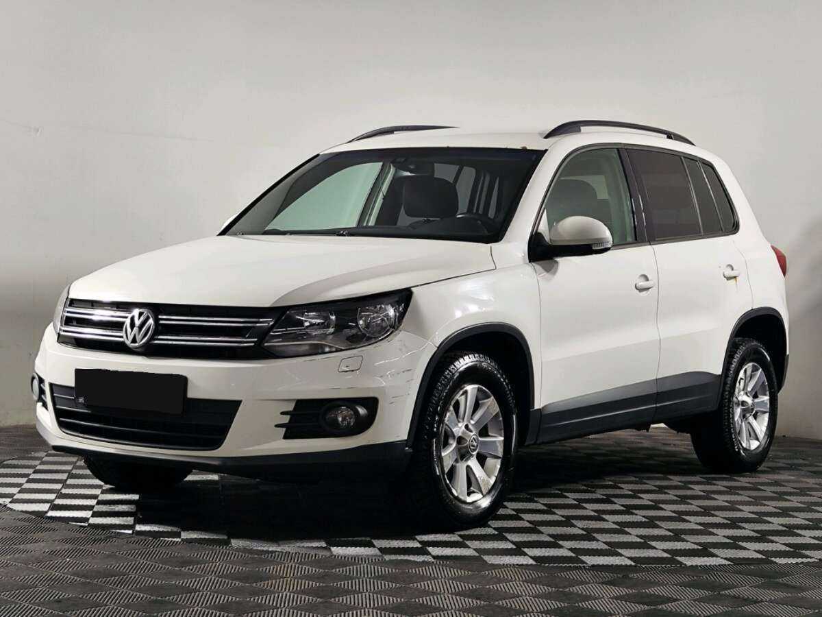 Volkswagen Tiguan 2013 года с пробегом. Фото: #0