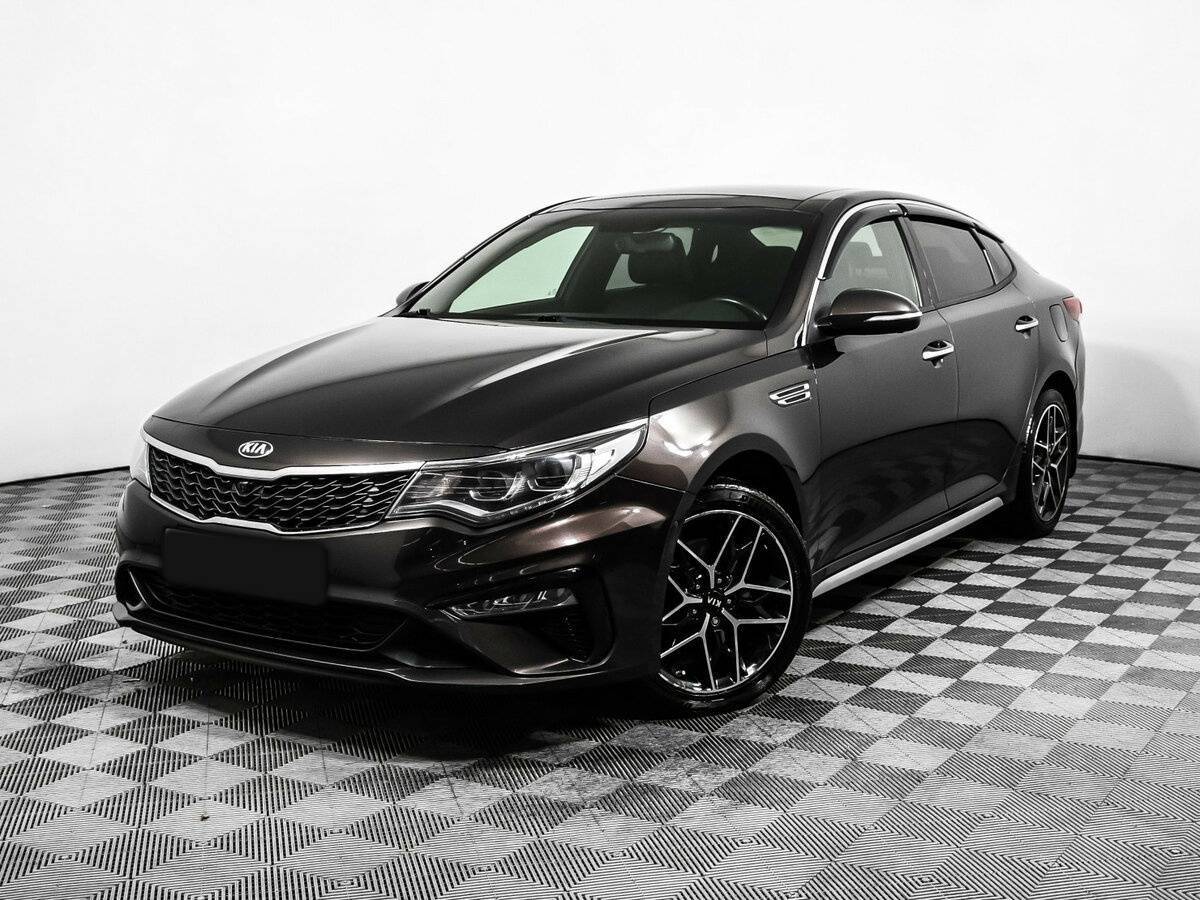 Kia Optima 2018 года с пробегом. Посмотреть фото
