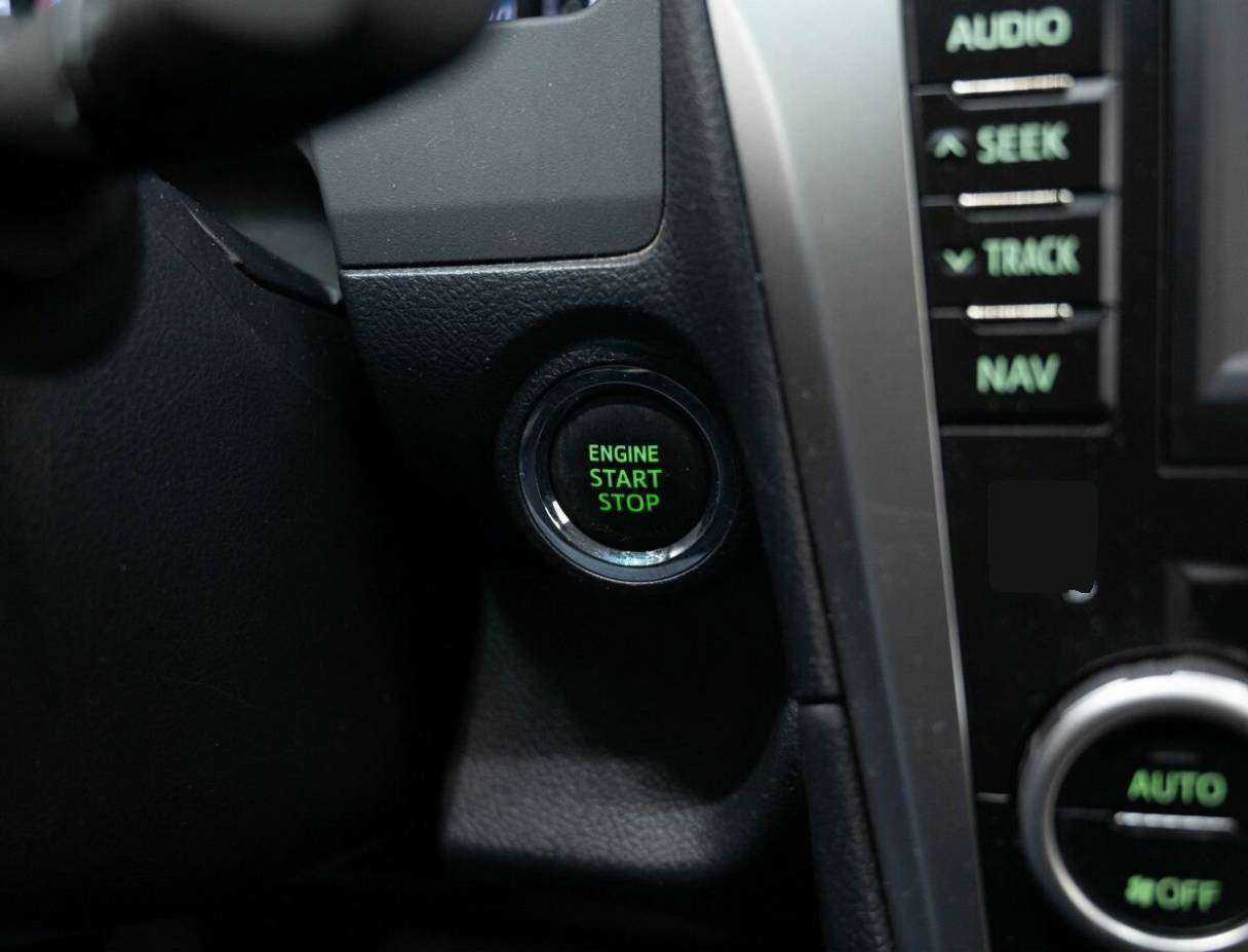 Toyota Camry 2014 года с пробегом. Фото: #22