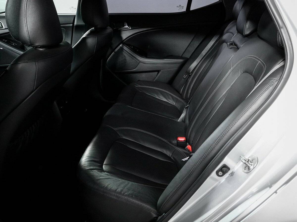 Kia Optima 2012 года с пробегом. Фото: #9