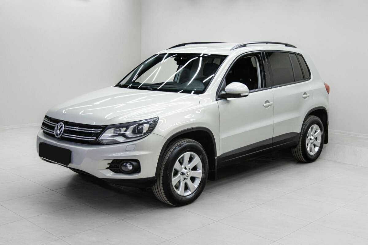 Volkswagen Tiguan 2013 года с пробегом. Фото: #0