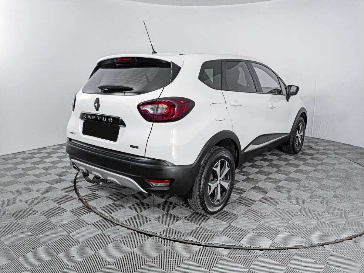 Renault Kaptur 2018 года с пробегом. Фото: #4