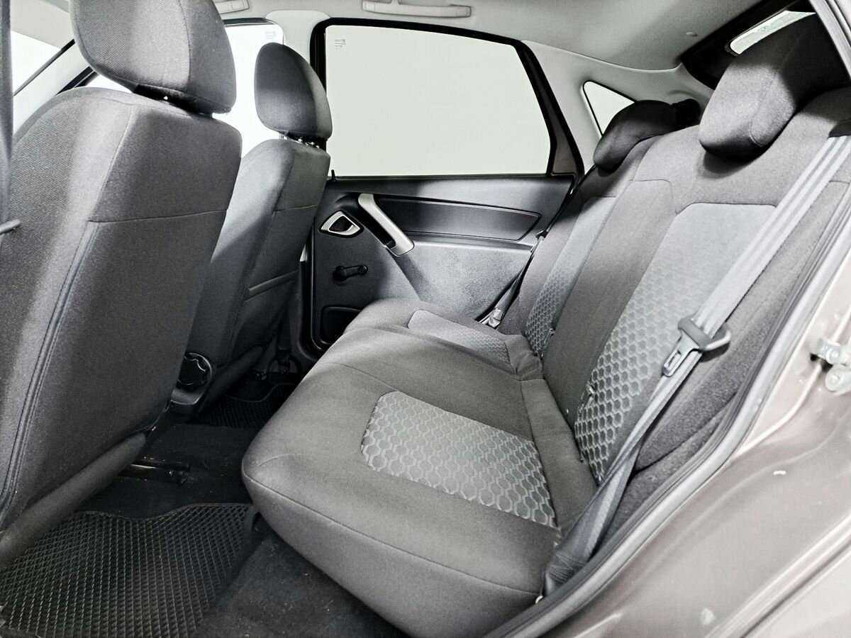 Lada (ВАЗ) Granta 2019 года с пробегом. Фото: #11