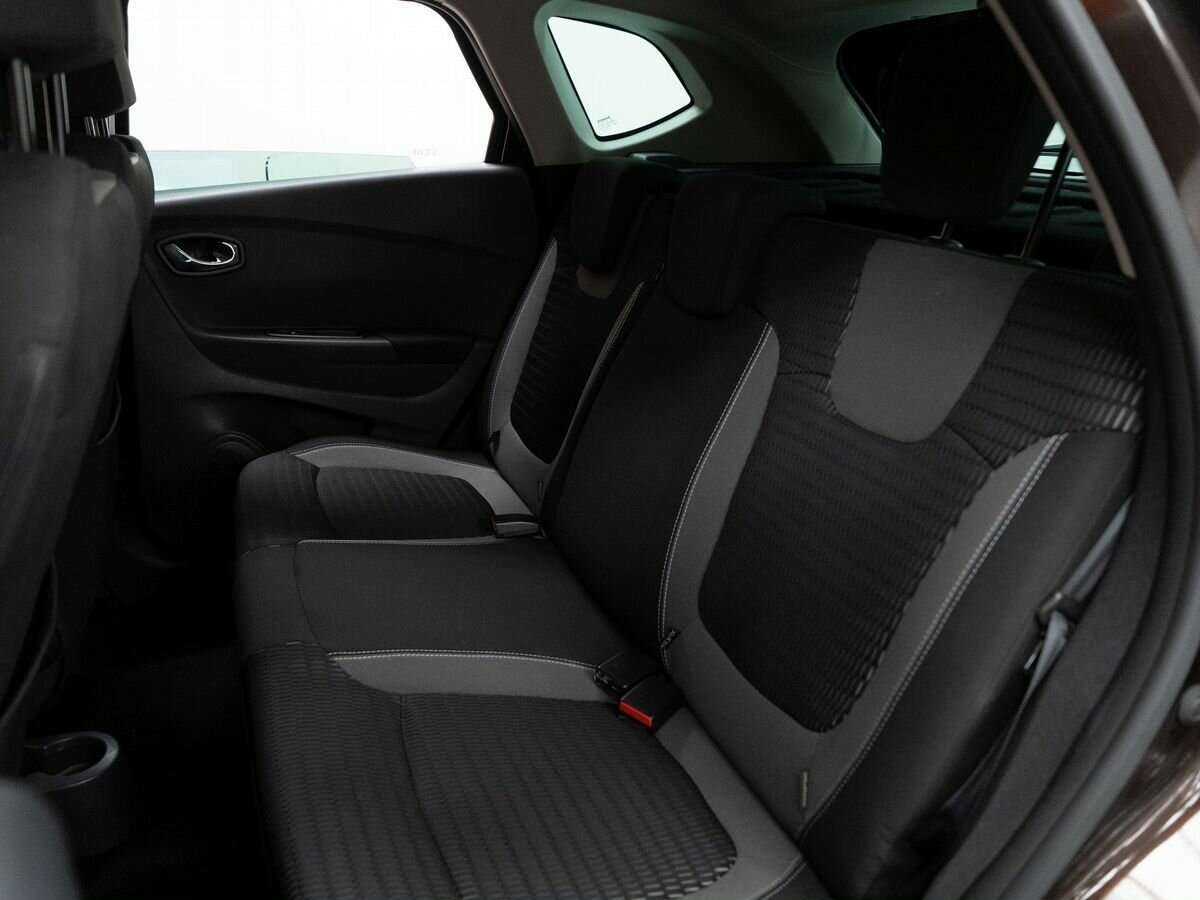Renault Kaptur 2017 года с пробегом. Фото: #6