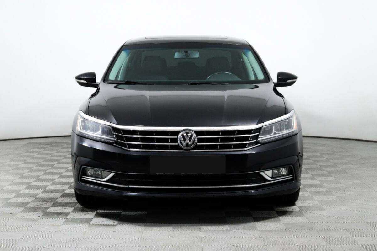 Volkswagen Passat 2017 года с пробегом. Фото: #1