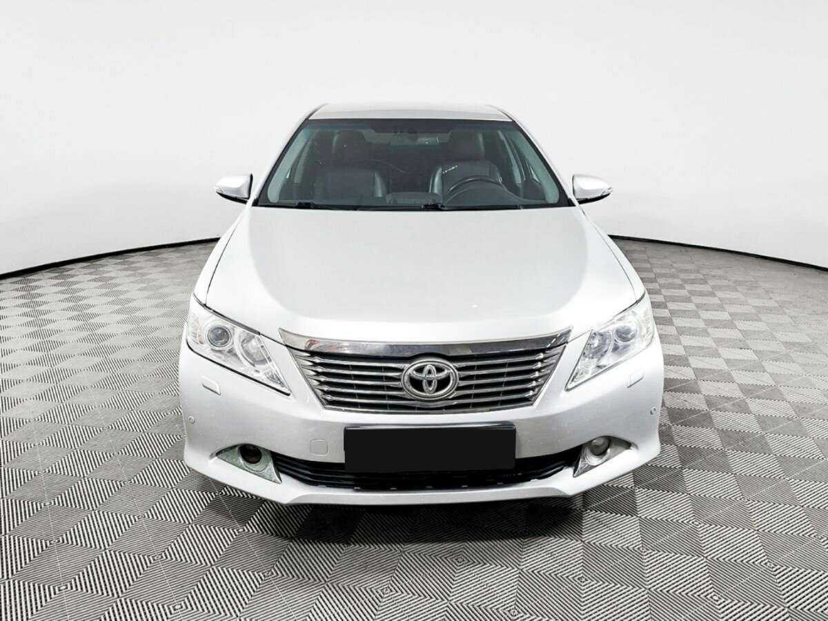 Toyota Camry 2014 года с пробегом. Фото: #1