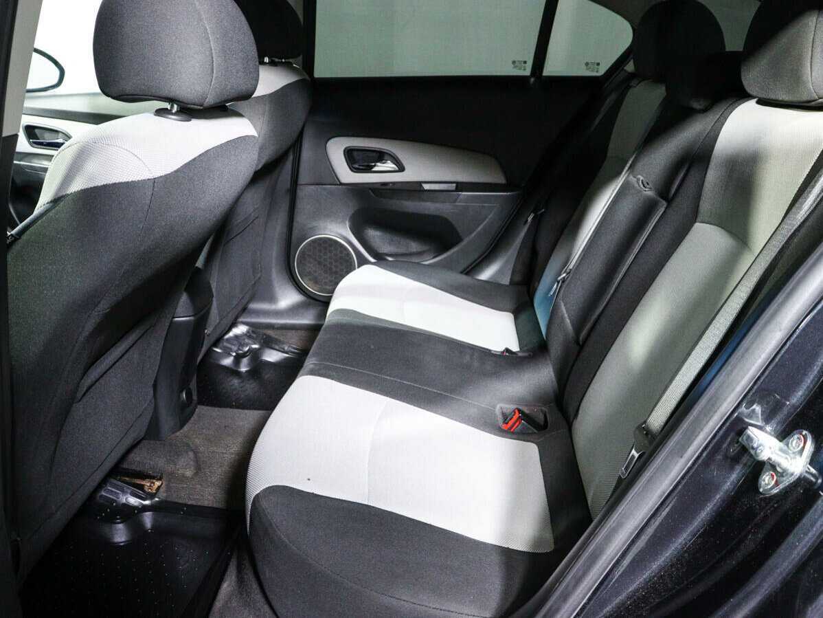 Chevrolet Cruze 2012 года с пробегом. Фото: #9