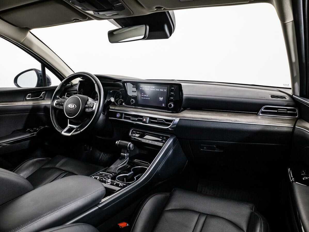 Kia K5 2021 года с пробегом. Фото: #8