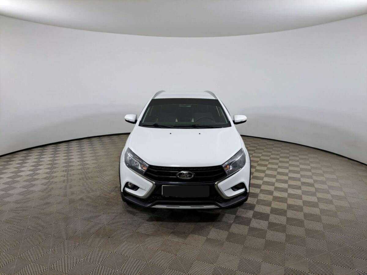 Lada (ВАЗ) Vesta 2018 года с пробегом. Фото: #1