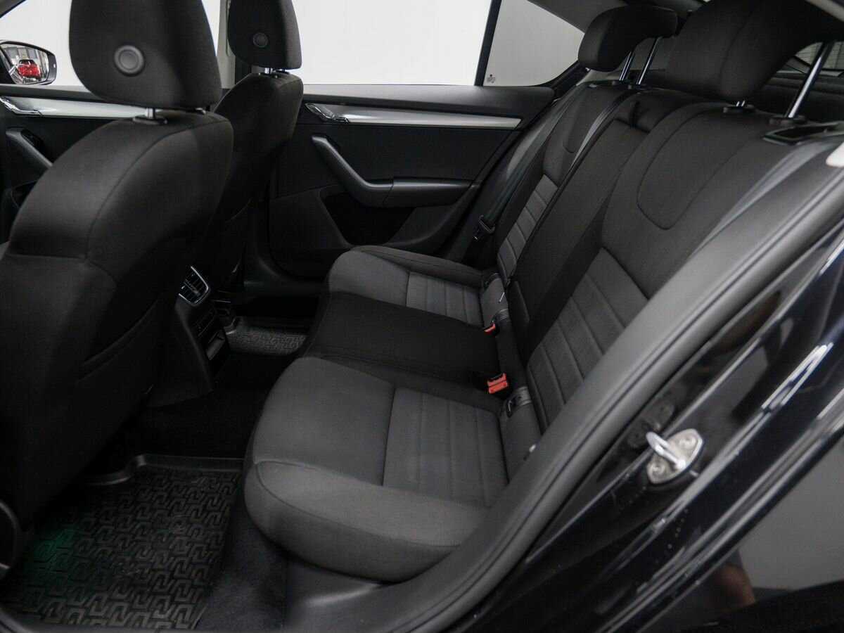 Skoda Octavia 2016 года с пробегом. Фото: #11