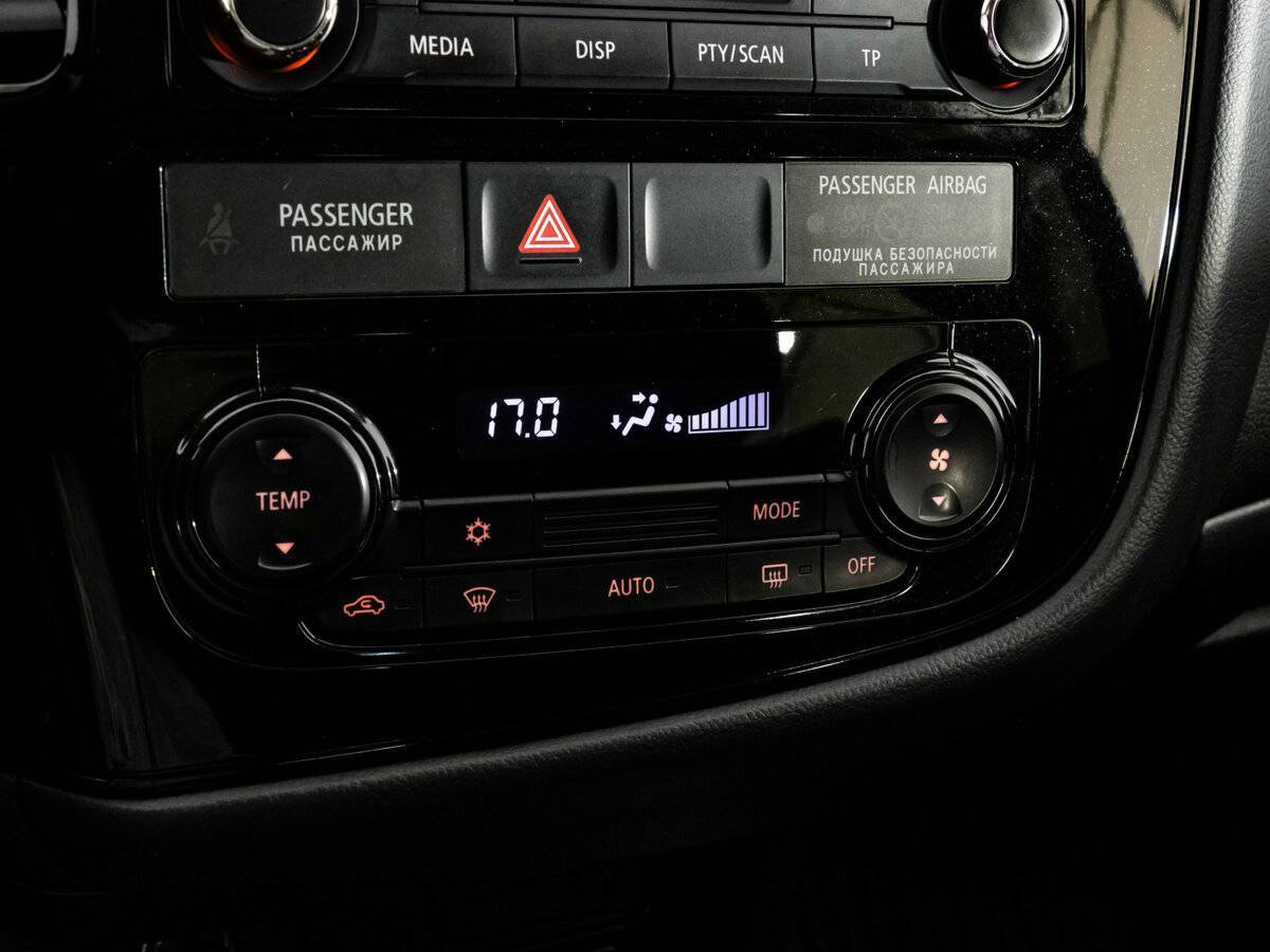 Mitsubishi Outlander 2018 года с пробегом. Фото: #12