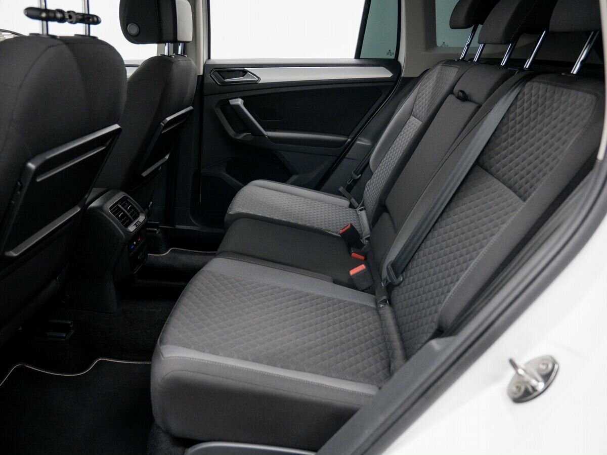 Volkswagen Tiguan 2018 года с пробегом. Фото: #14