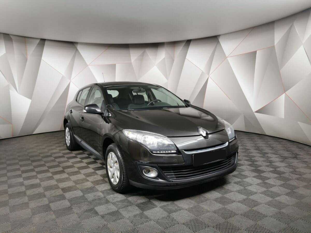 Renault Megane 2014 года с пробегом. Фото: #2