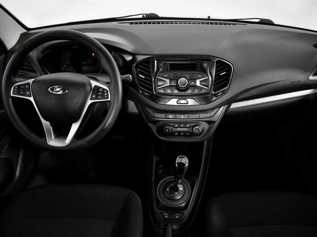 Lada (ВАЗ) Vesta 2017 года с пробегом. Фото: #14