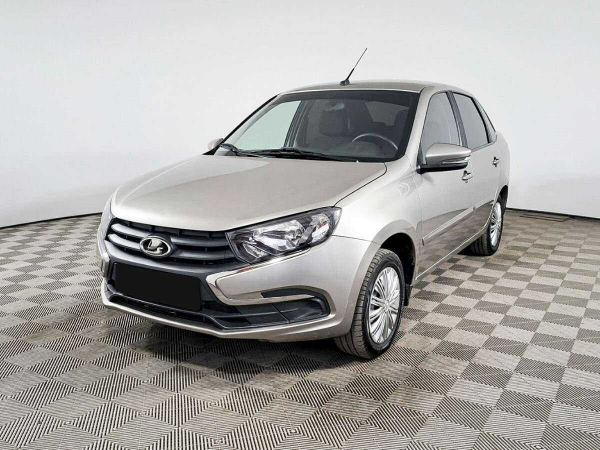 Lada (ВАЗ) Granta 2019 года с пробегом. Посмотреть фото