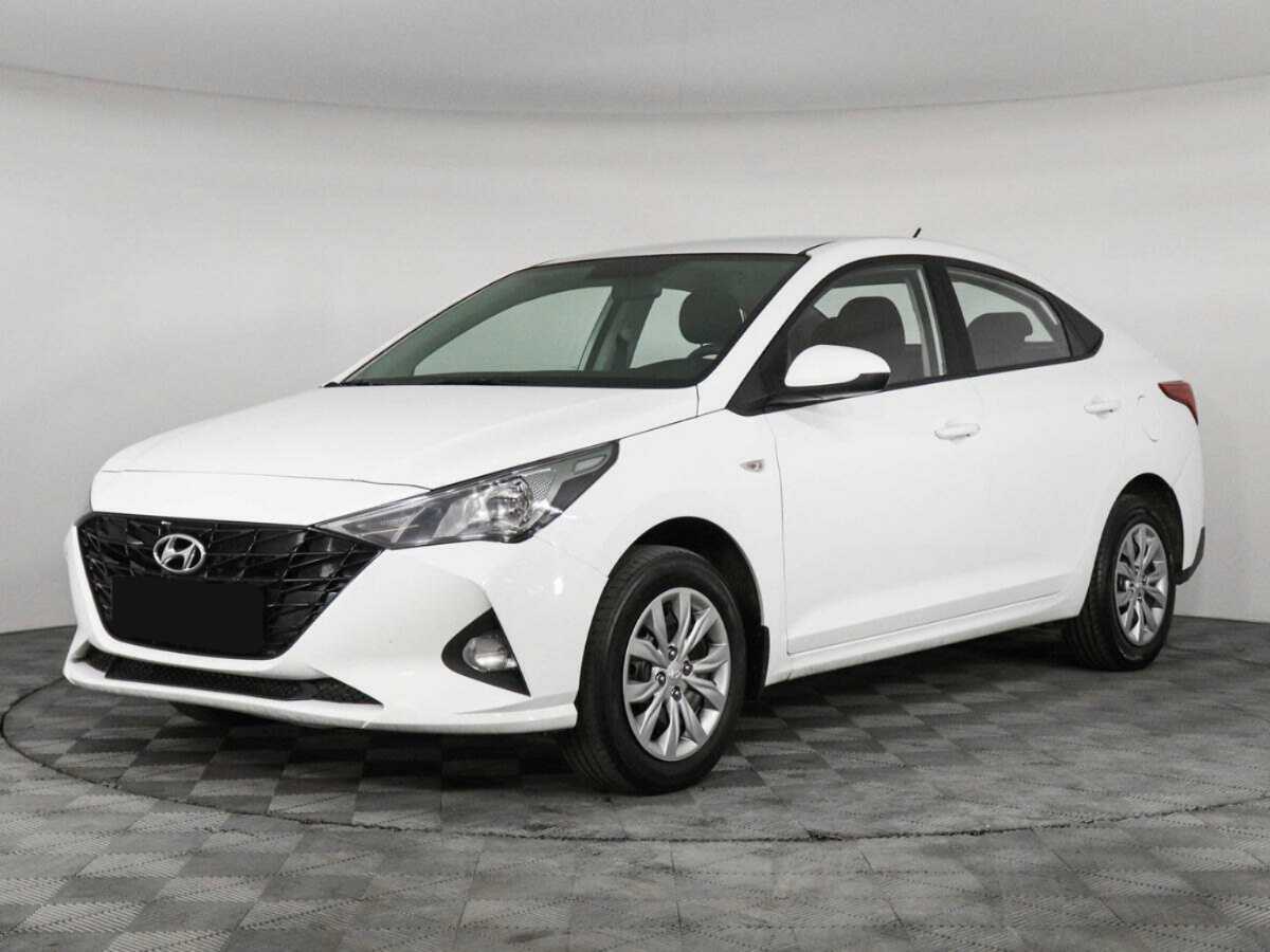 Hyundai Solaris 2022 года с пробегом. Посмотреть фото