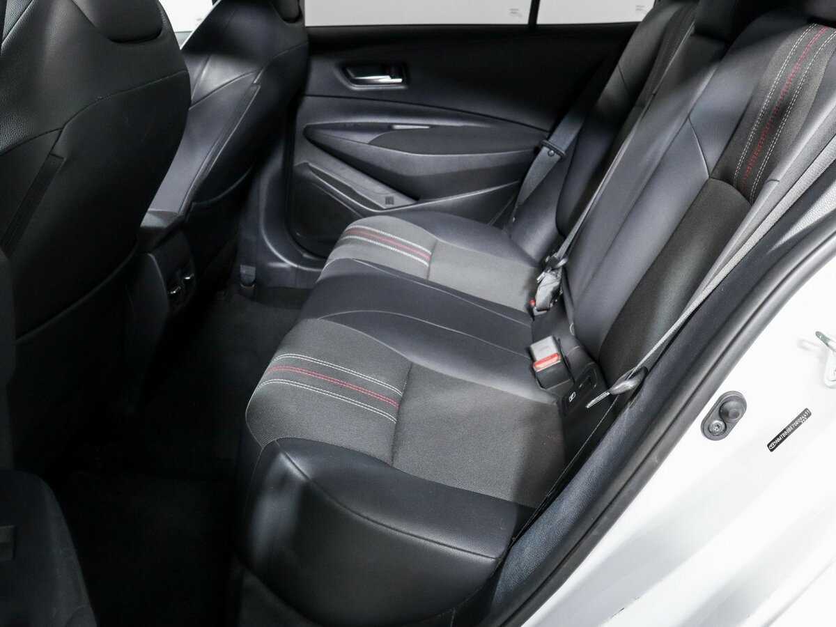 Toyota Corolla 2021 года с пробегом. Фото: #6