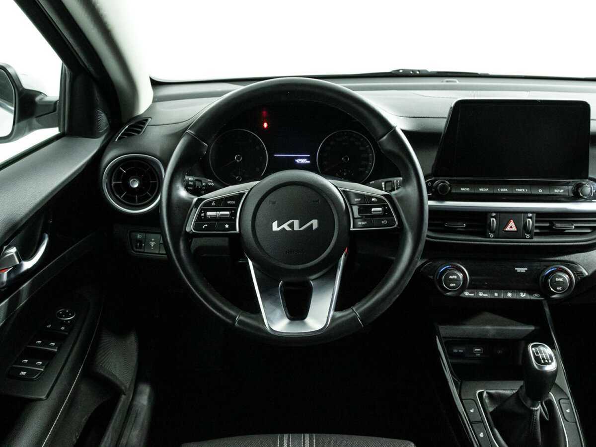 Kia Cerato 2022 года с пробегом. Фото: #20