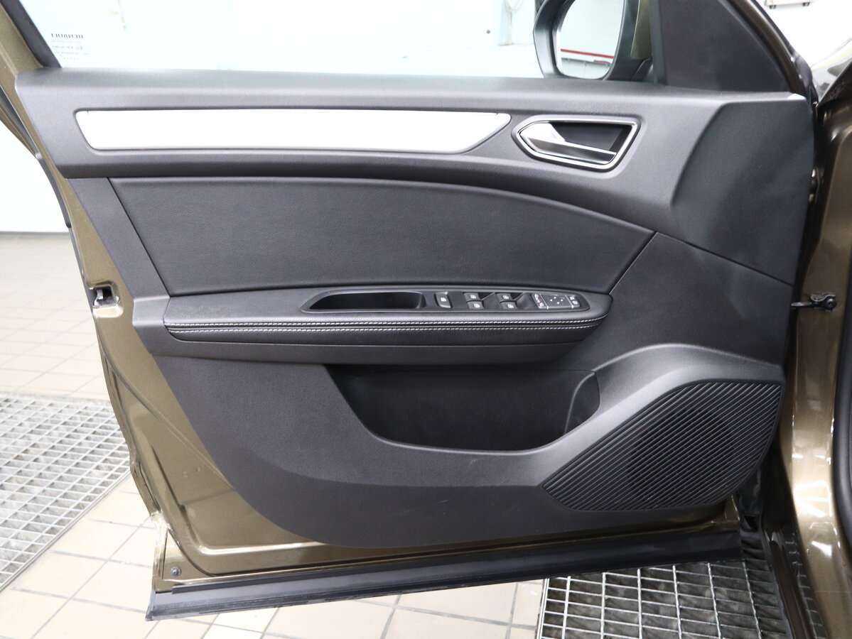 Renault Arkana 2021 года с пробегом. Фото: #8