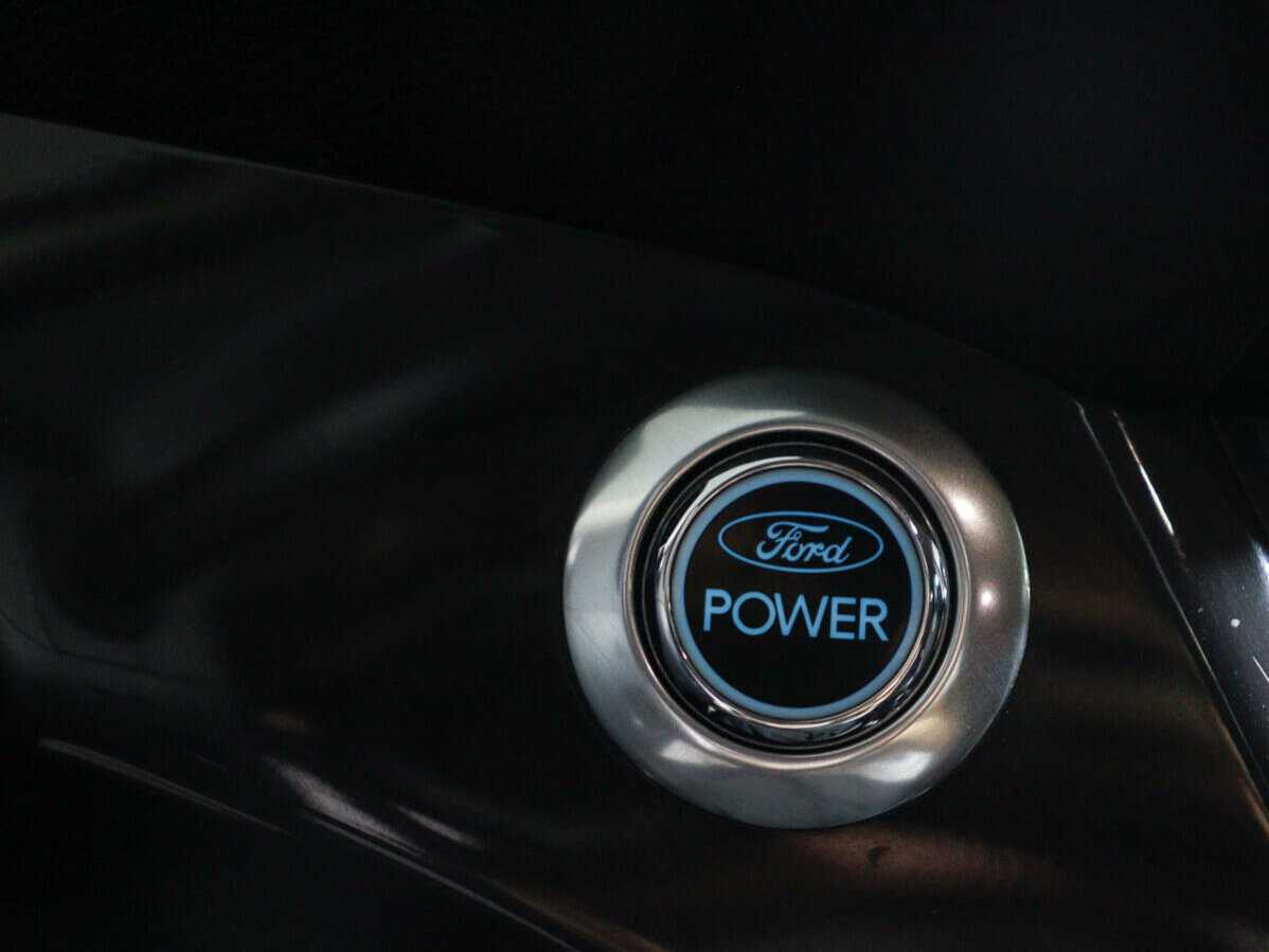 Ford Kuga 2013 года с пробегом. Фото: #13