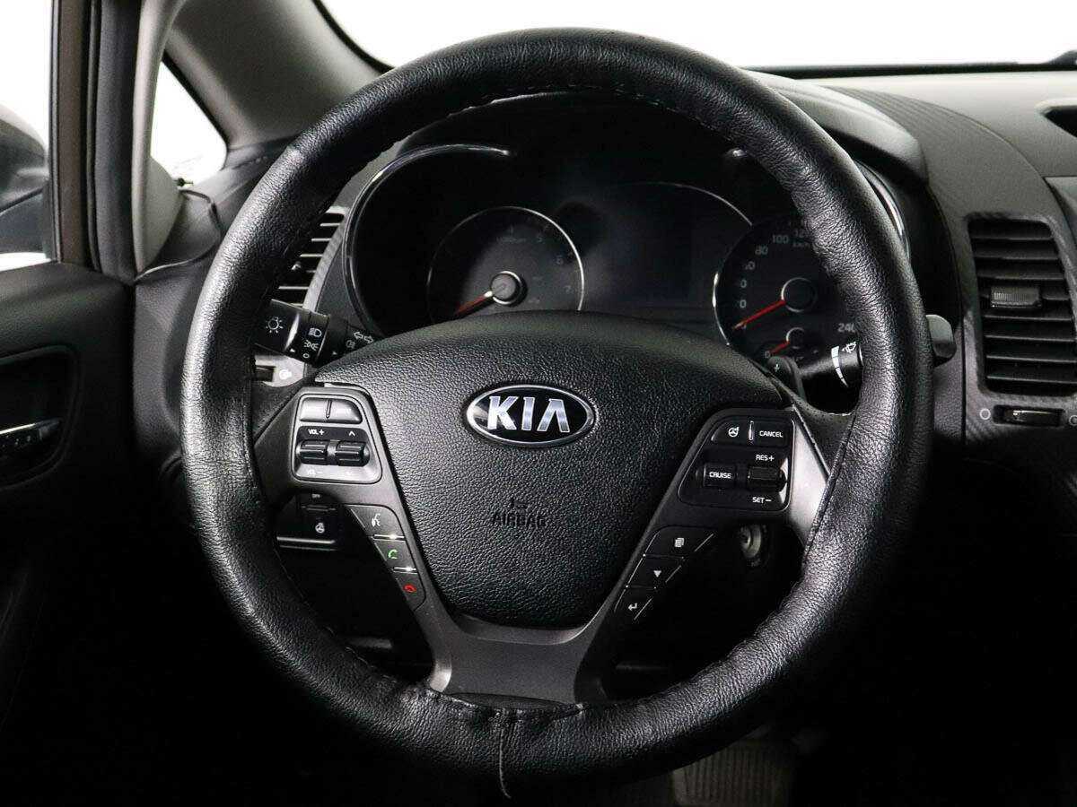 Kia Cerato 2015 года с пробегом. Фото: #11