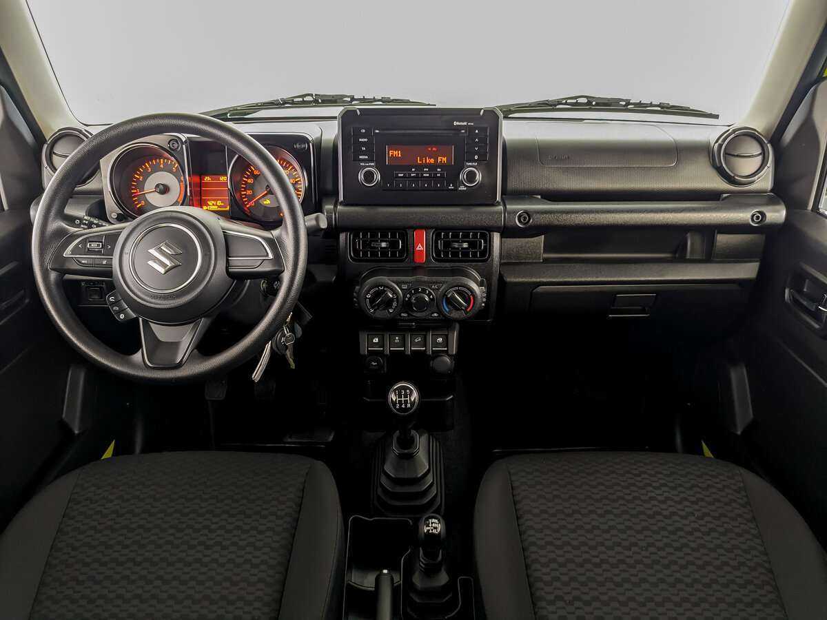 Suzuki Jimny 2019 года с пробегом. Фото: #11