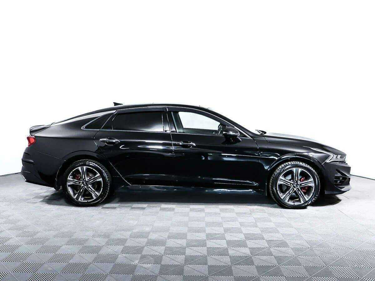 Kia K5 2021 года с пробегом. Фото: #3