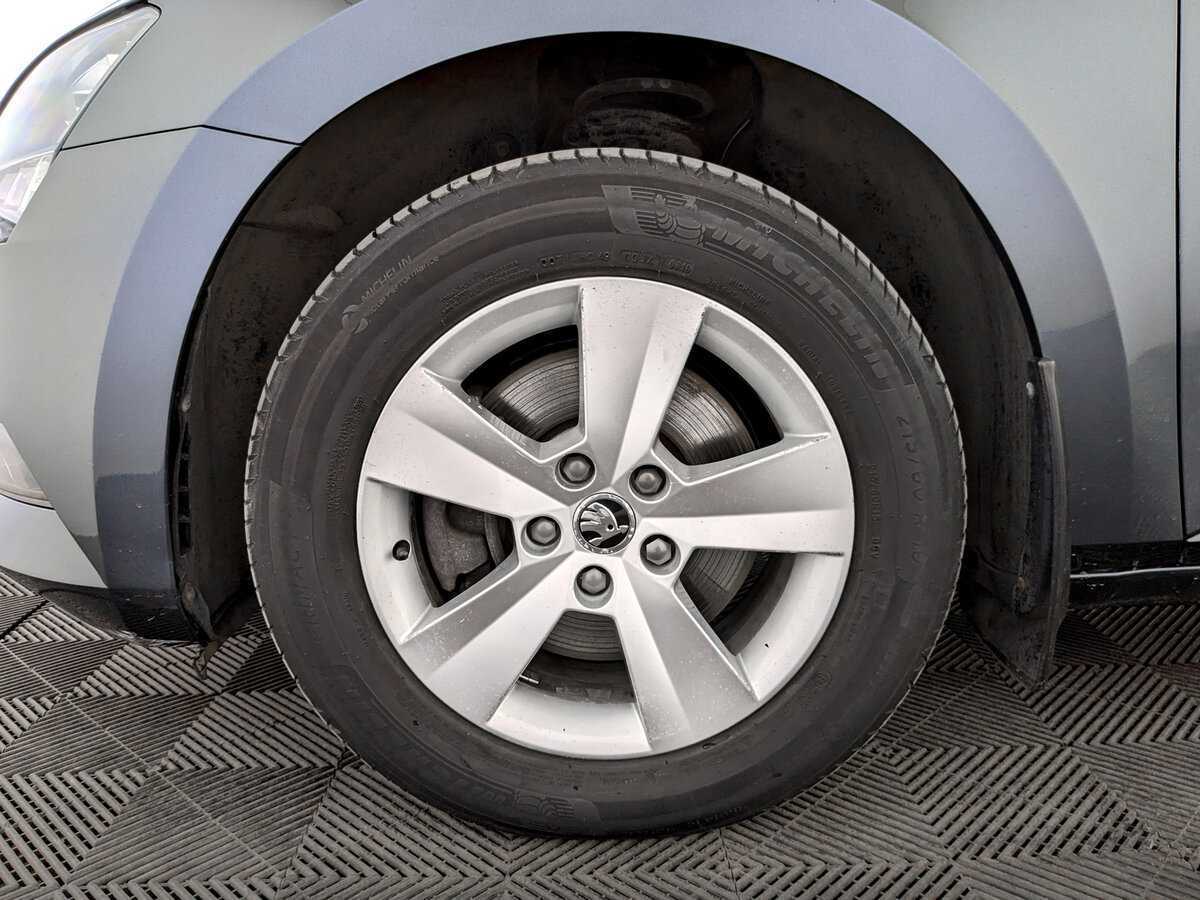 Skoda Superb 2018 года с пробегом. Фото: #17