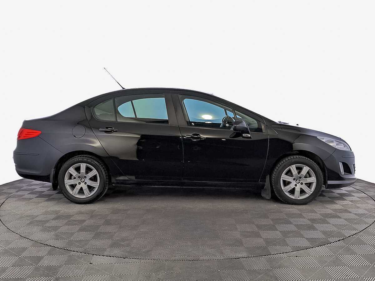 Peugeot 408 2016 года с пробегом. Фото: #3