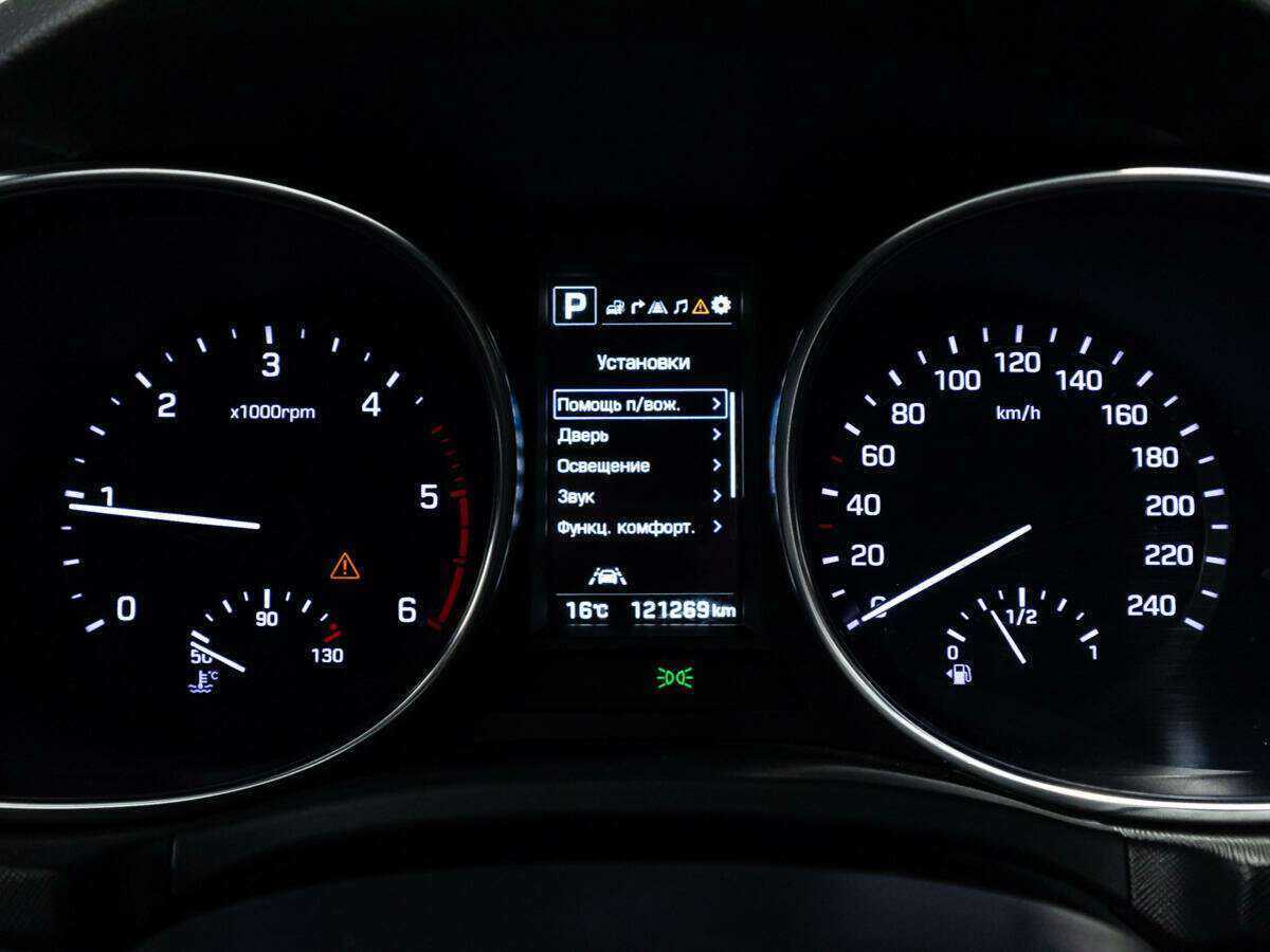 Hyundai Santa Fe 2017 года с пробегом. Фото: #10