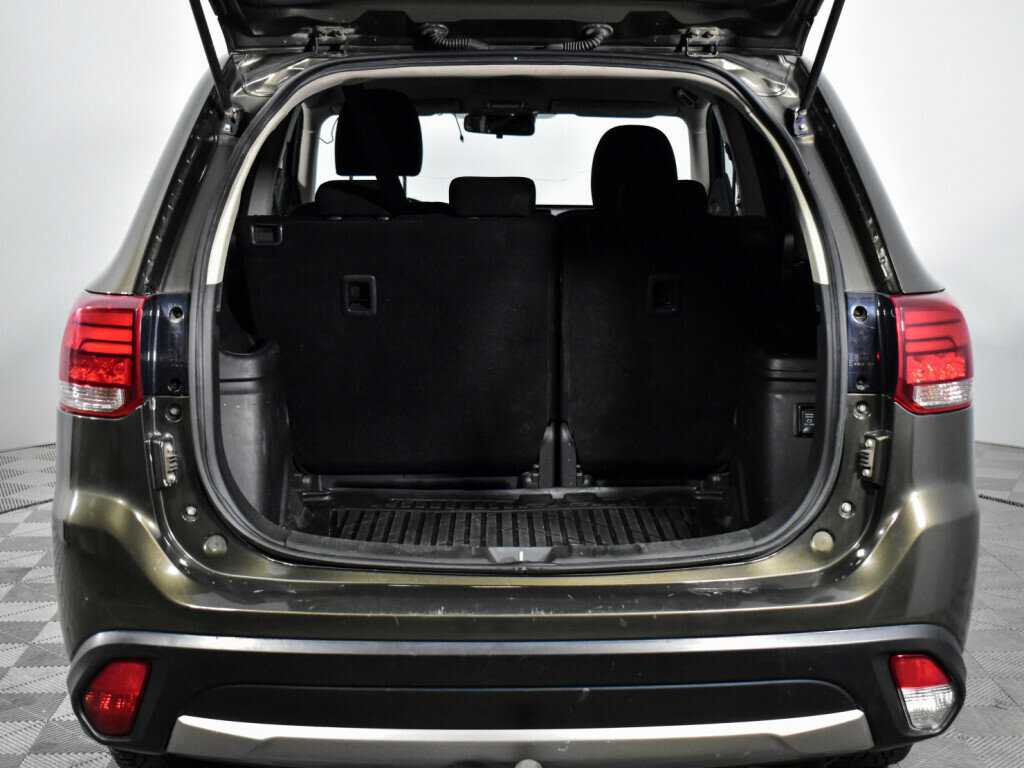 Mitsubishi Outlander 2017 года с пробегом. Фото: #18