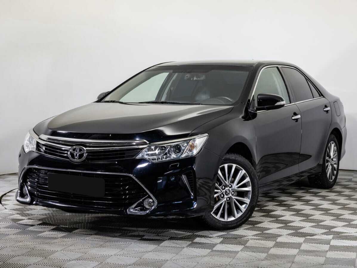 Toyota Camry 2016 года с пробегом. Посмотреть фото
