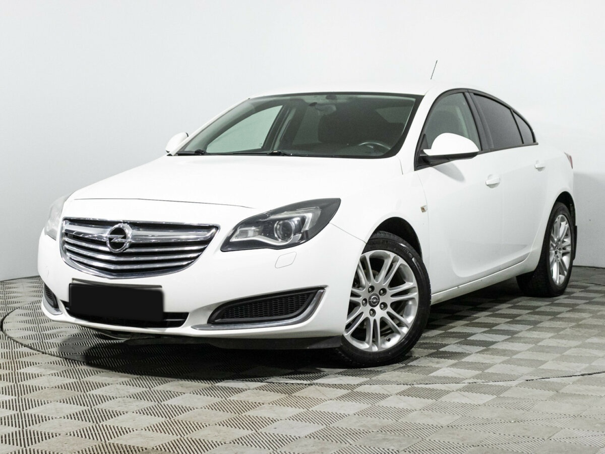 Opel Insignia 2014 года с пробегом. Посмотреть фото