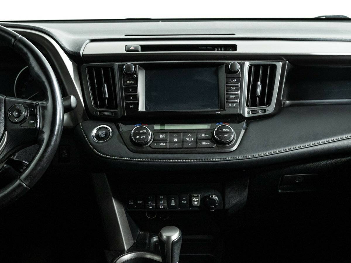 Toyota RAV4 2018 года с пробегом. Фото: #13