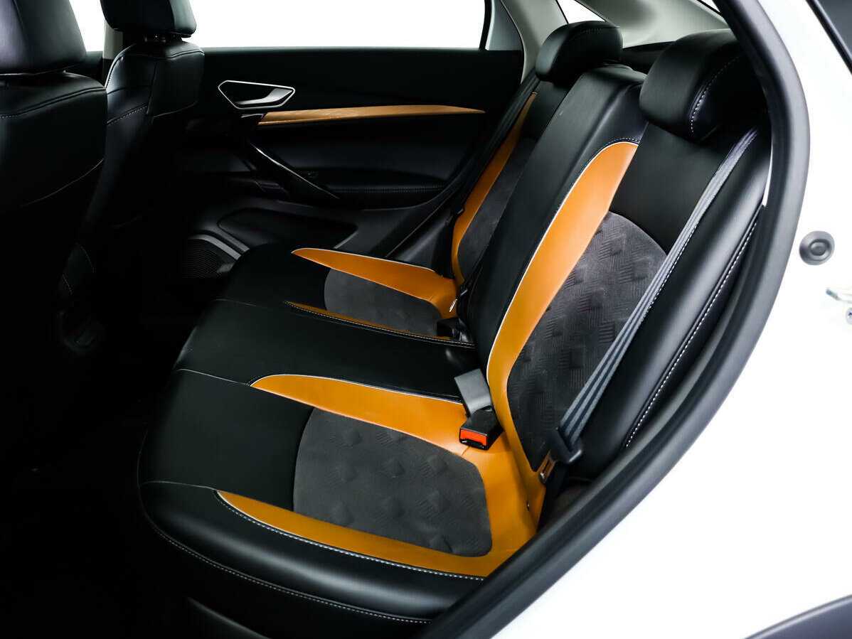 Lada (ВАЗ) Vesta 2023 года с пробегом. Фото: #11