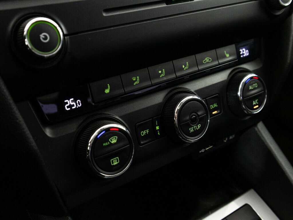 Skoda Octavia 2013 года с пробегом. Фото: #14