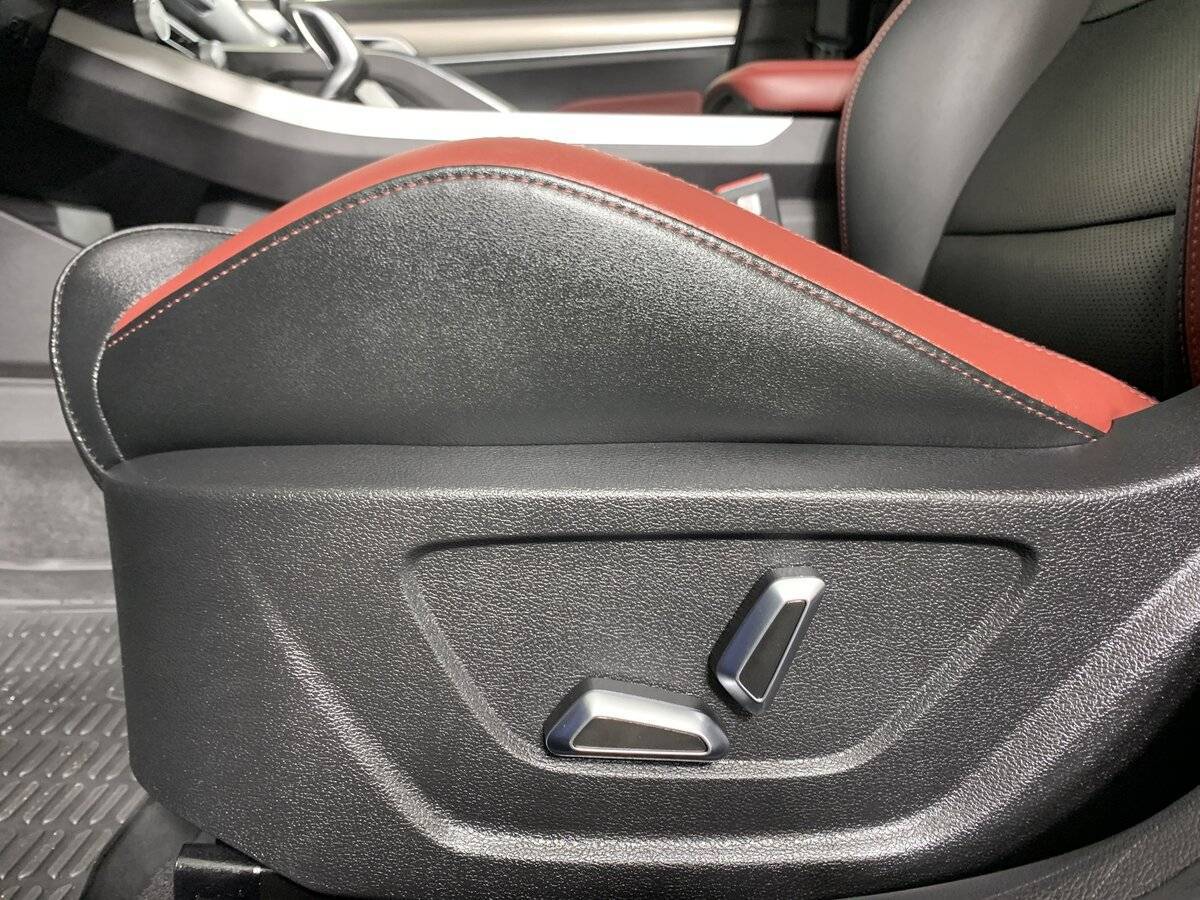 Geely Coolray 2022 года с пробегом. Фото: #15