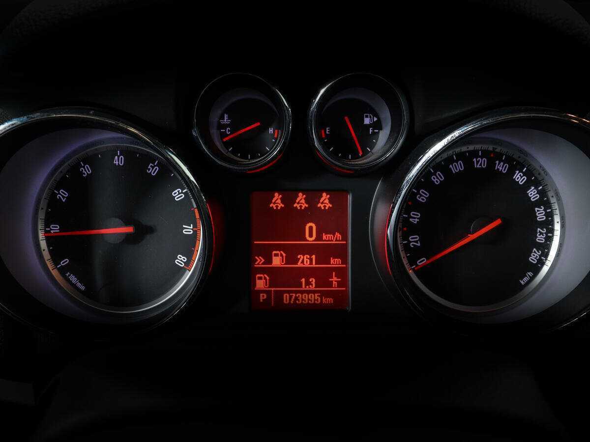 Opel Mokka 2012 года с пробегом. Фото: #8