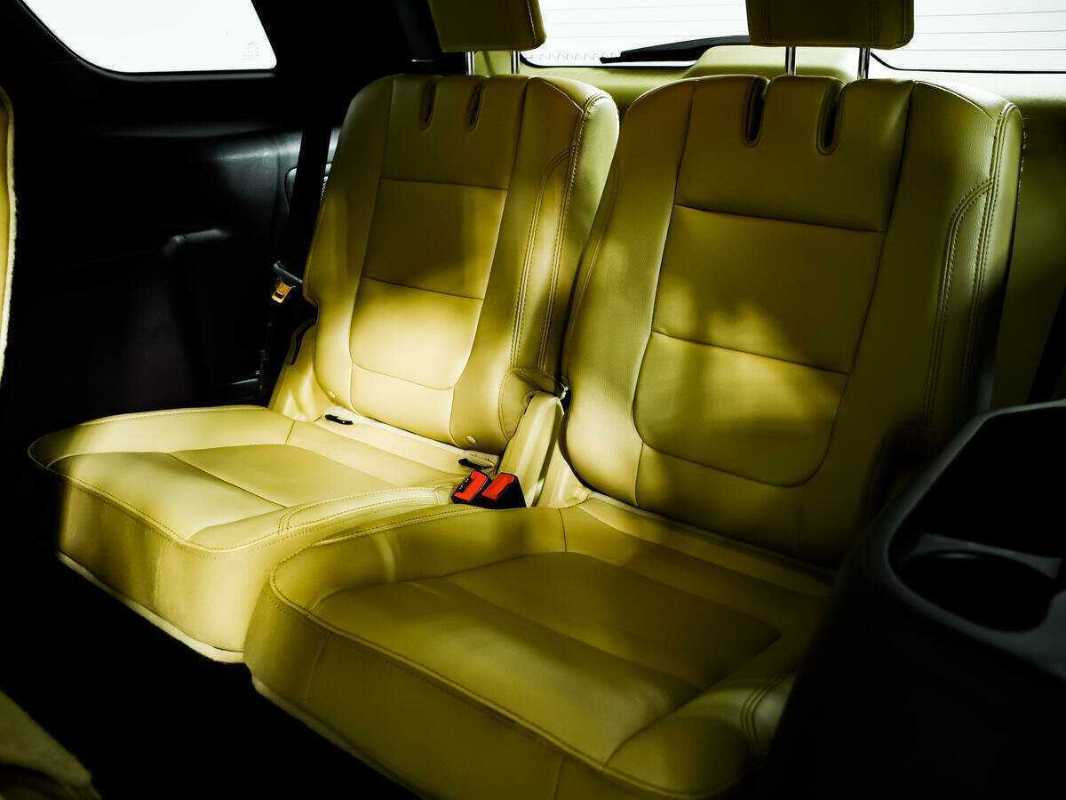 Ford Explorer 2016 года с пробегом. Фото: #13