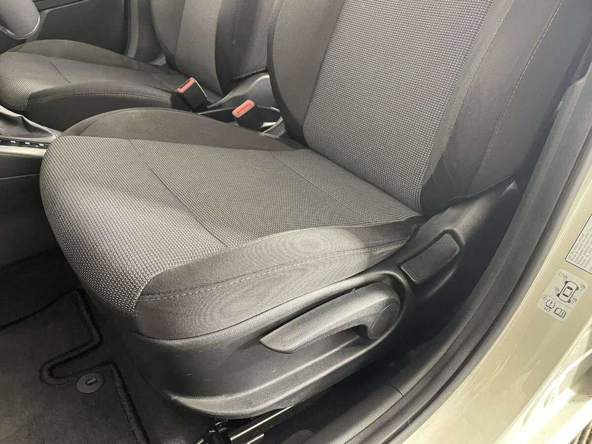 Hyundai Solaris 2018 года с пробегом. Фото: #9