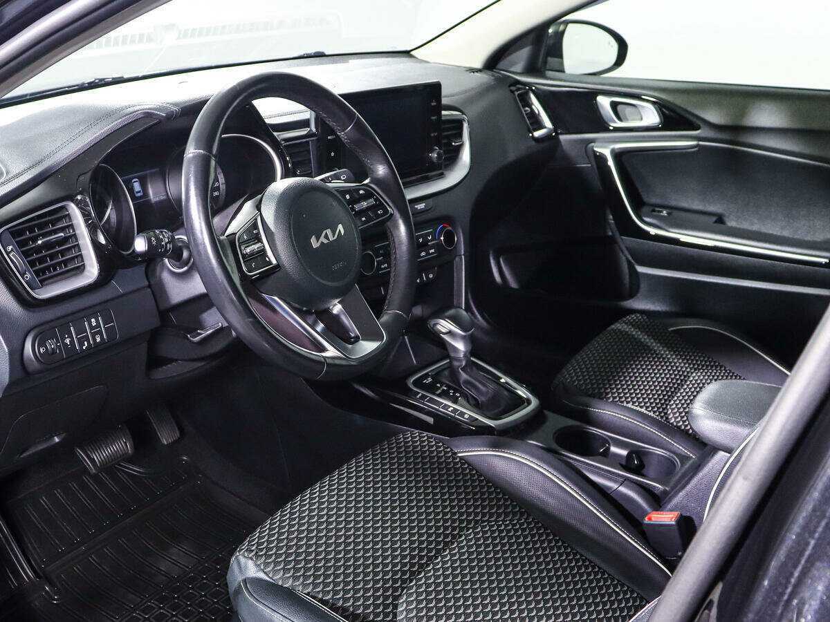 Kia Ceed 2021 года с пробегом. Фото: #13