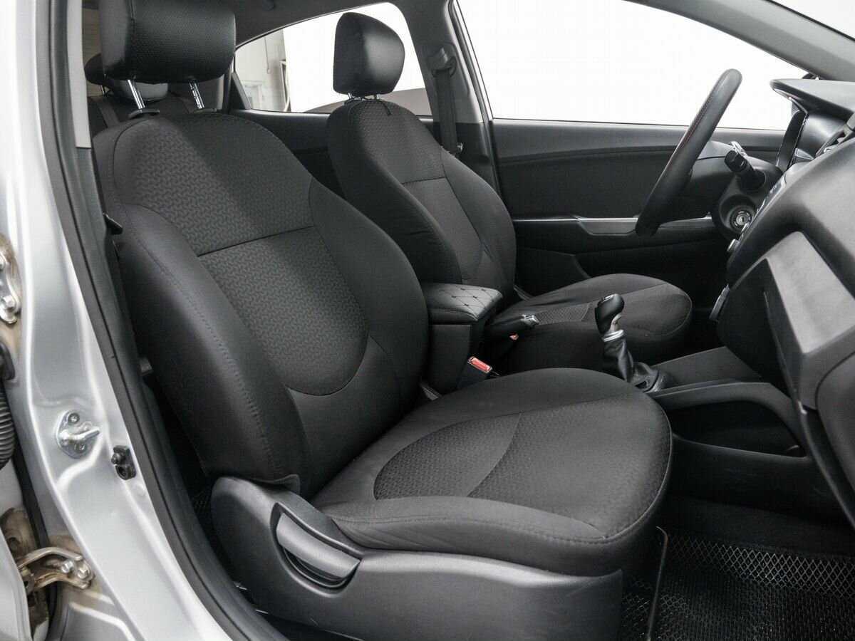 Kia Rio 2015 года с пробегом. Фото: #8