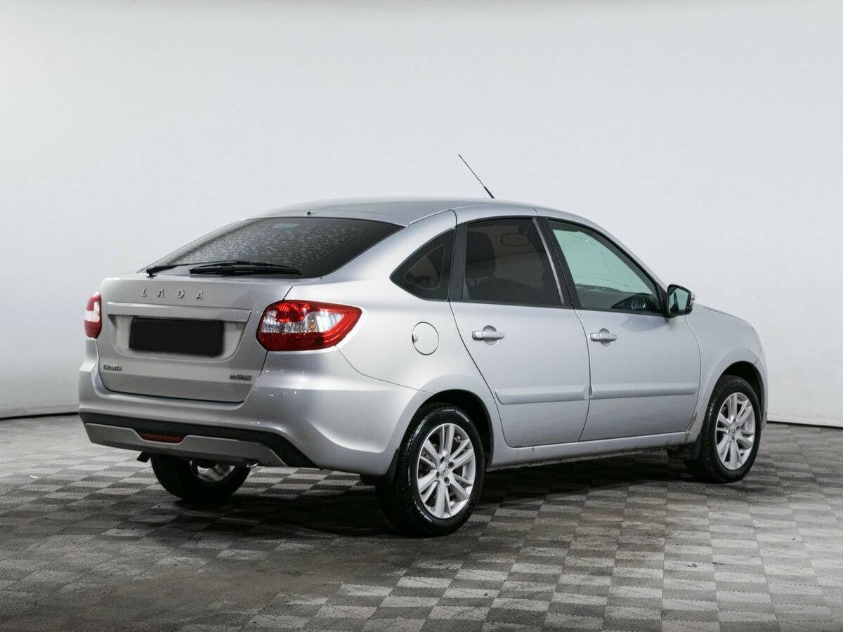 Lada (ВАЗ) Granta 2018 года с пробегом. Фото: #3